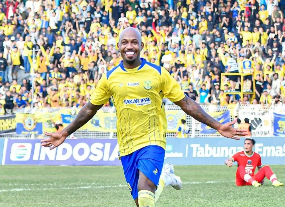 Paulo Henrique celebra uno de los goles en su último club. Foto: PH