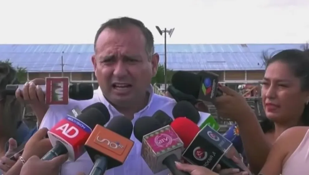 El presidente de la Fegasacruz, Walter Ruiz, en una declaración a los medios- Foto: Captura de video