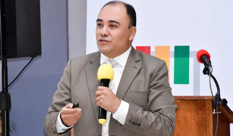 El vocal del TSE, Gustavo Ávila. Foto: El Día