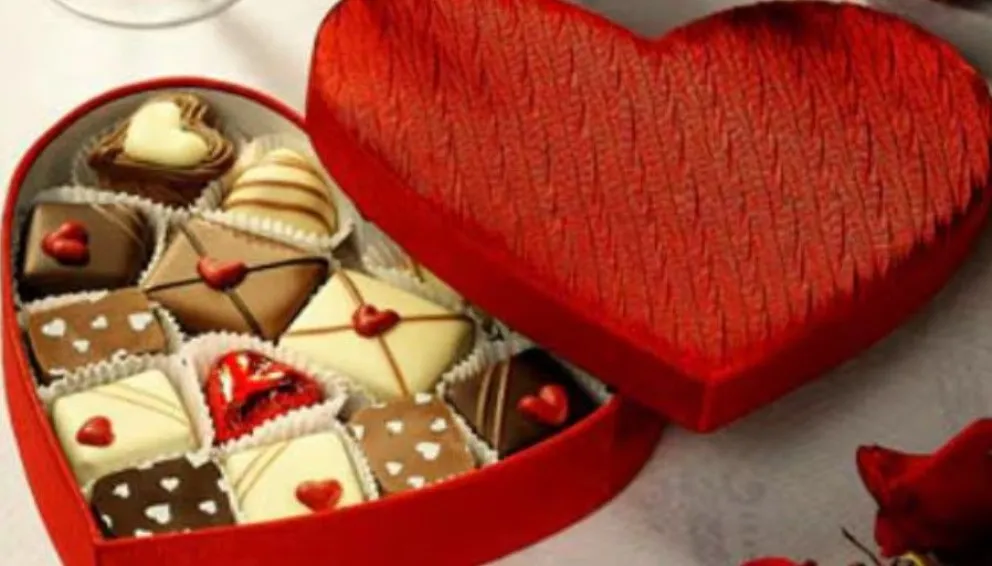 Una foto referencial de chocolates en forma de corazón. FOTO: El Comercio