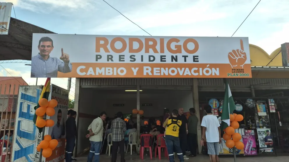 La casa de campaña fue inaugurada en horas de la mañana. Foto: Prensa Rodrigo Paz