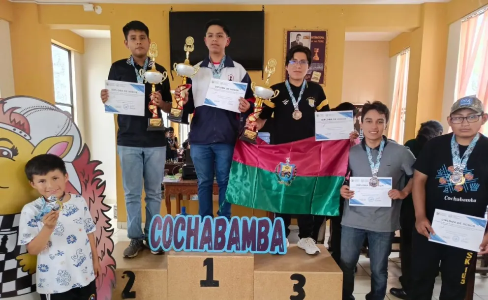 Los mejores de la rama masculina. Foto: Federación Boliviana de Ajedrez.