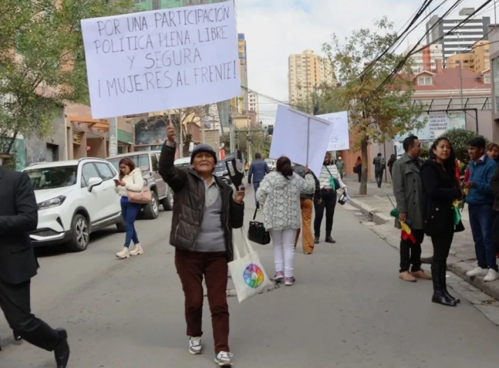 Manifestación por la paridad. Foto: Coordinadora de la Mujer