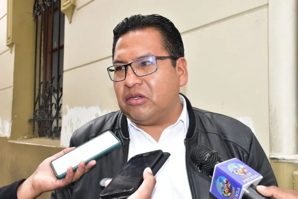 El diputado Jáuregui en entrevista. Foto: Cámara de Diputados