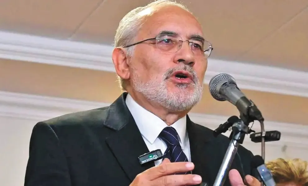 El líder de Comunidad Ciudadana, Carlos Mesa, en una conferencia de prensa en el Legislativo. Foto: APG