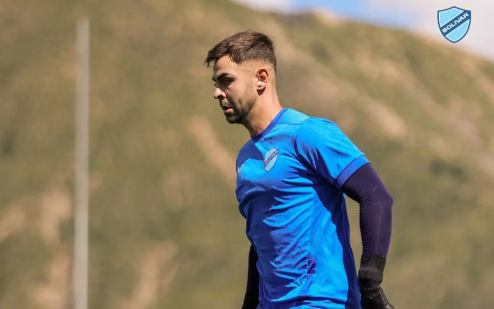 Lanzillotta durante una práctica celeste. Foto: Club Bolívar.