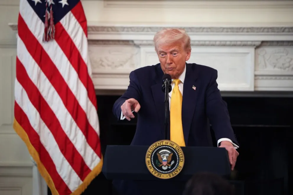 Donald Trump durante un diálogo con los medios en la Casa Blanca. Foto: EFE