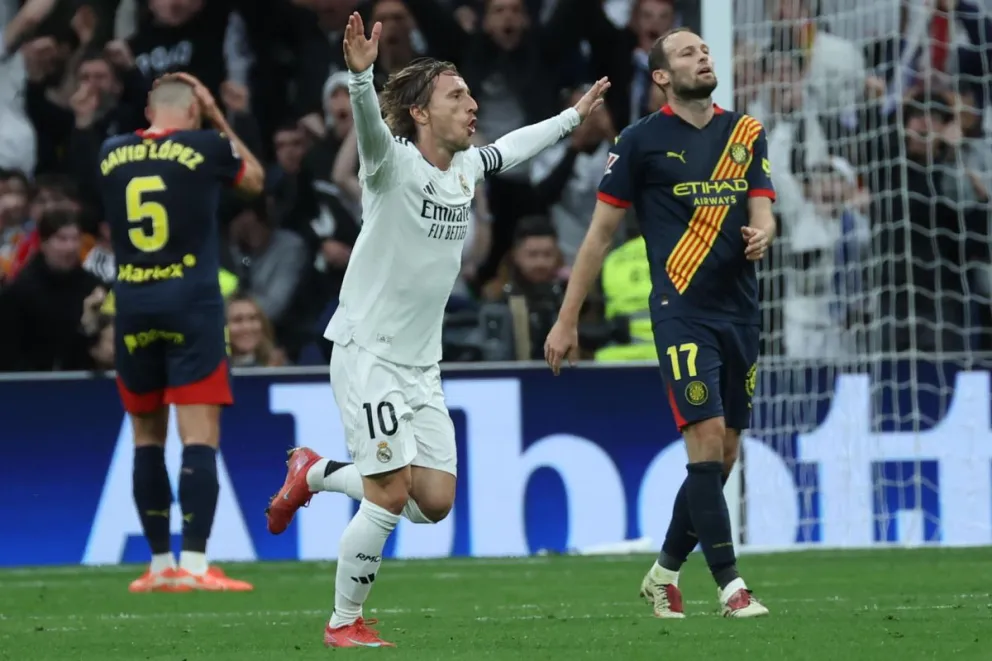 El mediocampista Luka Modric celebra el primer gol del Real Madrid ante el Girona. Foto: EFE