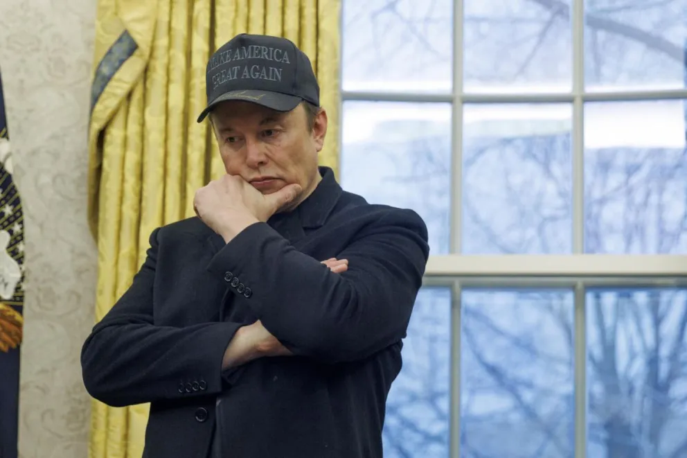 El empresario y empleado especial del gobierno estadounidense, Elon Musk, en la Oficina Oval de la Casa Blanca en Washington (EEUU). Foto: EFE