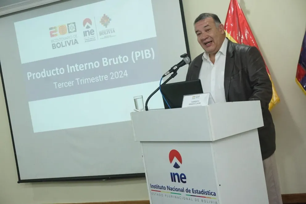 El director del INE) Humberto Arandia, este martes durante su informe. Foto: APG