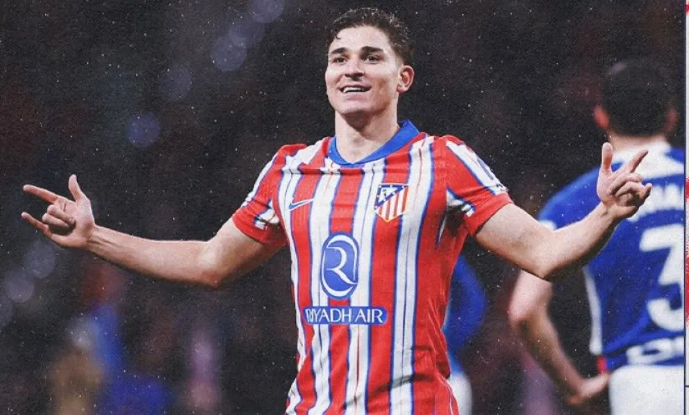 Julián Álvarez no para de festejar en España. Foto: Atlético de Madrid.