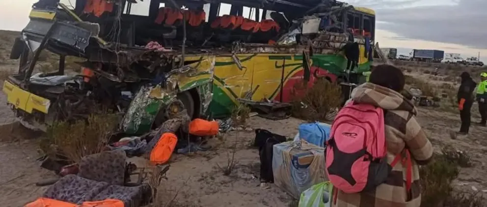 Los buses tras el choque. FOTO: Unitel