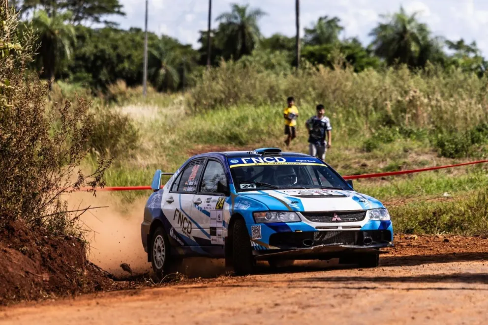 Sanjinéz en plena carrera en Paraguay. Foto: Codasur.