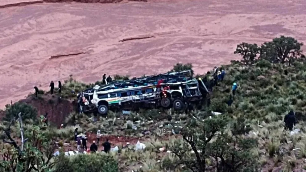 El bus accidentado. FOTO: Red Uno