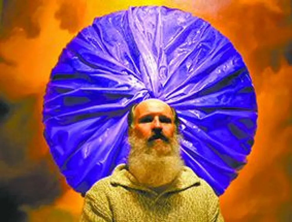 Foto de Diego Massi durante el montaje de una obra con Erika Andia. FOTO: Erika Andia