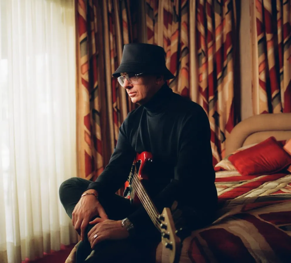  José Mrochekal, en el videoclip. FOTO: Aviónica