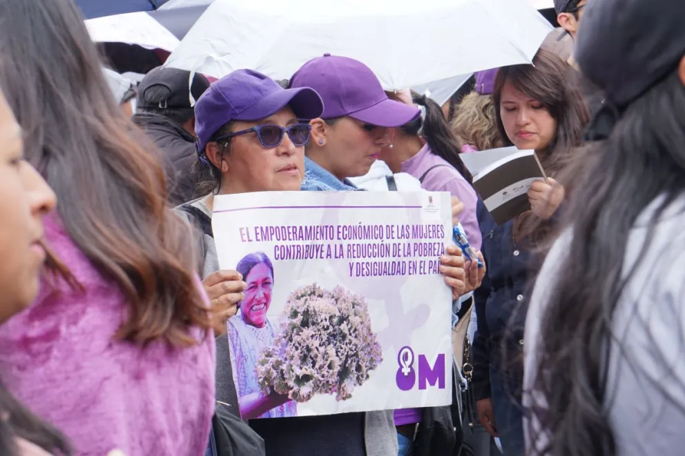 En diferentes actividades, grupos de mujeres aprovecharon la fecha para manifestarse. Foto: APG 