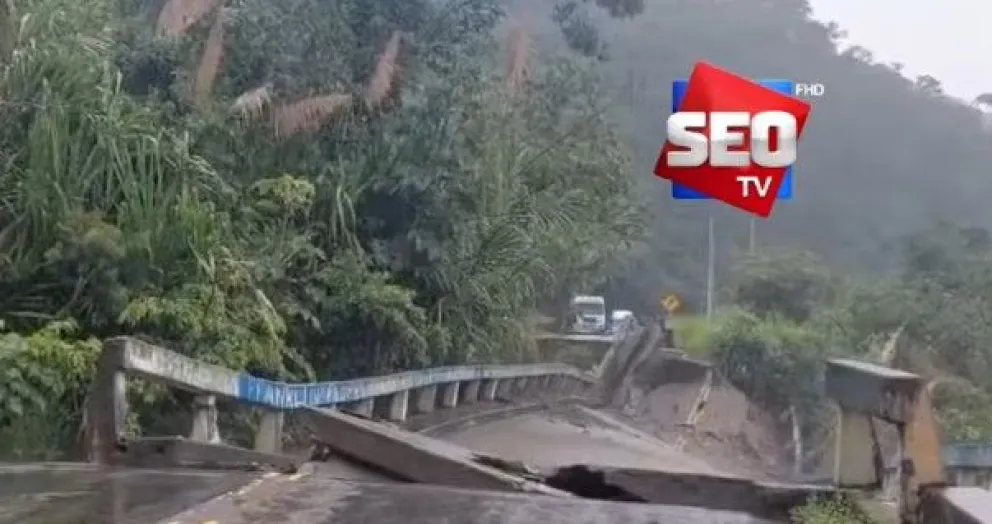 El puente colapsado en Santa Bárbara, en los Yungas de La Paz. Foto: SEO Tv