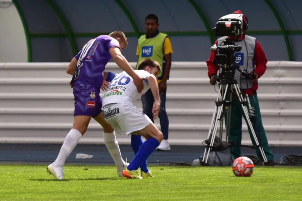 Un partido anterior de la División Profesional. Foto: El Potosí.