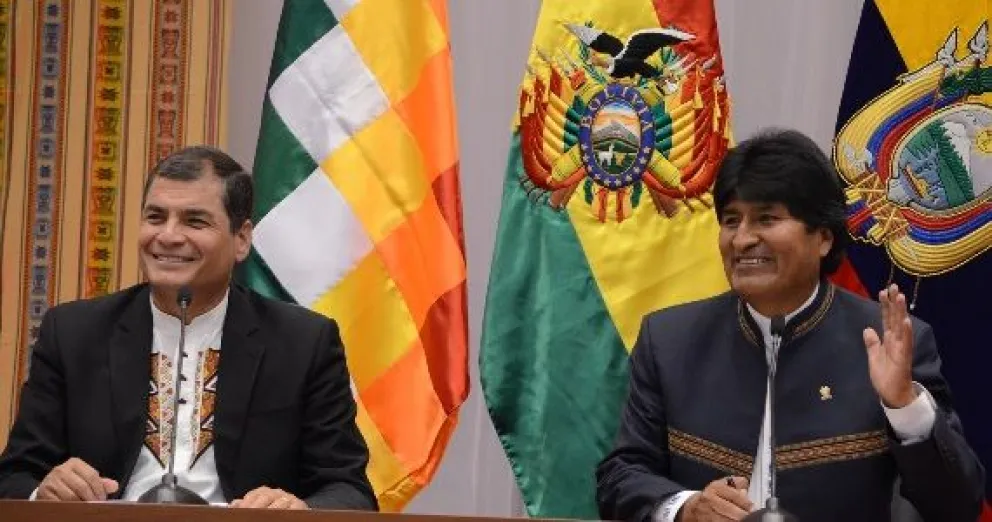 Correa y Morales cuando estaban en el poder, en 2013. Foto: Cancillería 