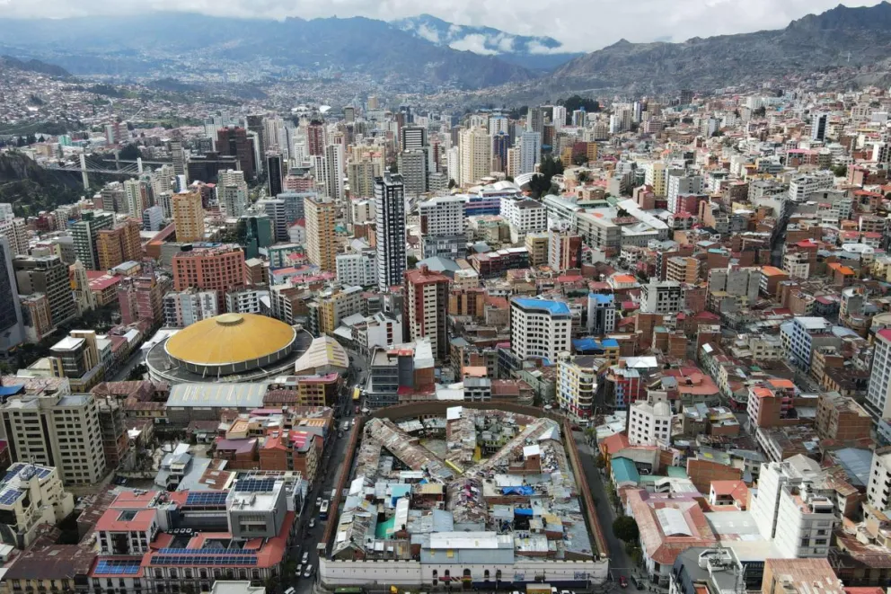 Fotografía aérea del Penal de San Pedro este miércoles, en La Paz (Bolivia). Foto: EFE/ Luis Gandarillas