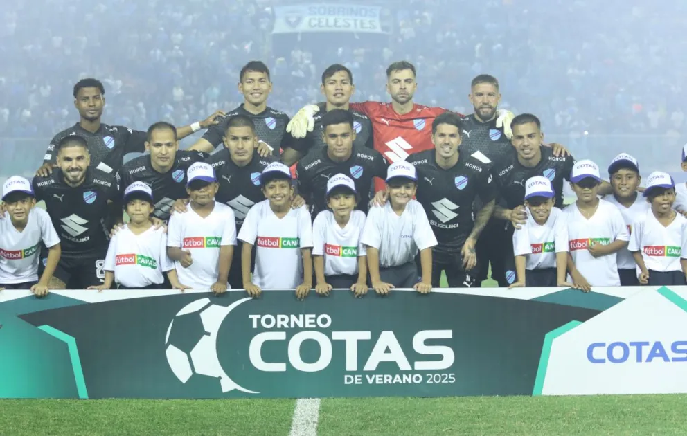 El onceno de Bolívar que jugó en Santa Cruz ante Blooming. Foto: APG.