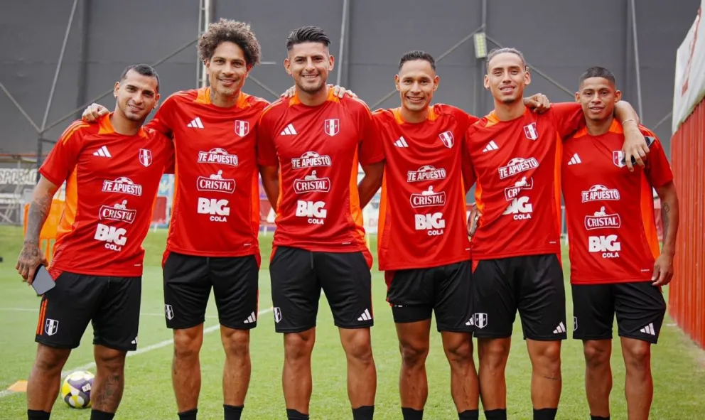 Trauco (izq.), Guerrero, Zambrano, Garcés, Noriega y Quevedo, los seis jugadores de Alianza Lima que integran la selección peruana. Foto. FPF
