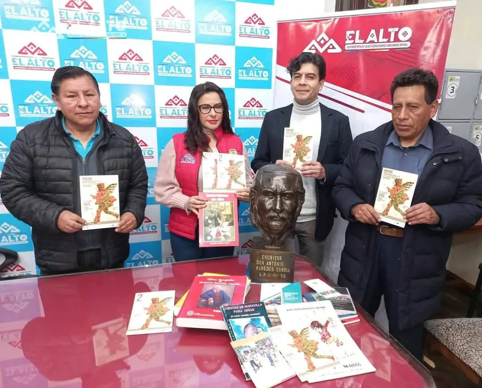 Parte de la organización de la FILEA. / Foto: Facebook 2da Feria Internacional del Libro de El Alto.