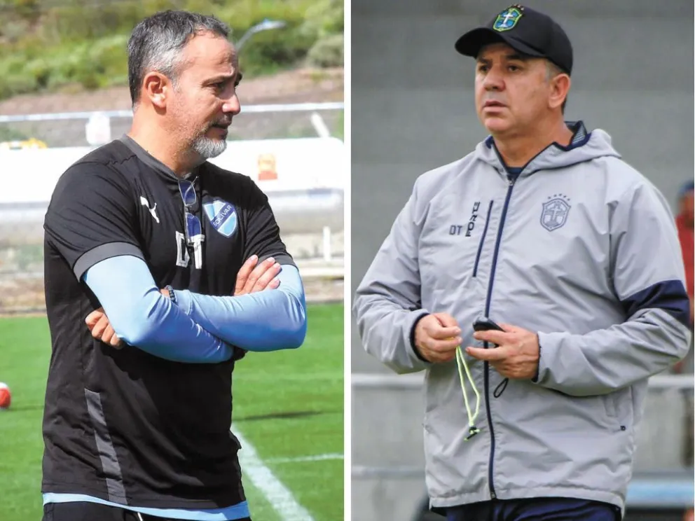 Flavio Robatto (izq.), director técnico de Bolívar; y Julio Baldivieso, entrenador de San Antonio Bulo Bulo.