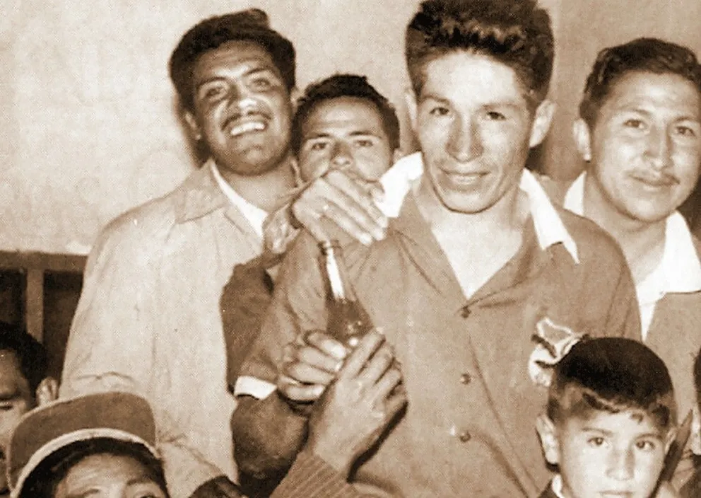 Víctor Agustín Ugarte con la camiseta de la Selección boliviana.