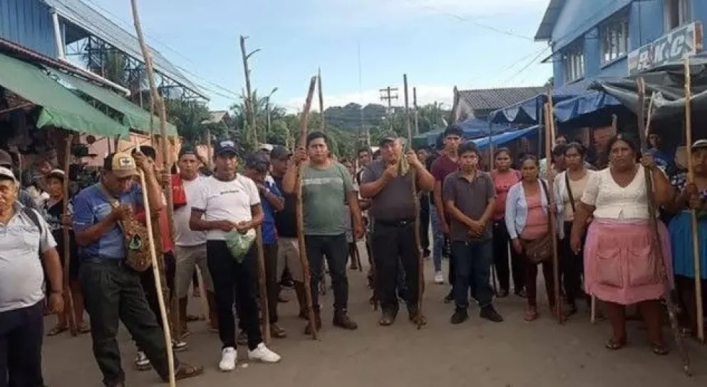Un grupo de la guardia sindical de Evo Morales. Foto: Red Uno