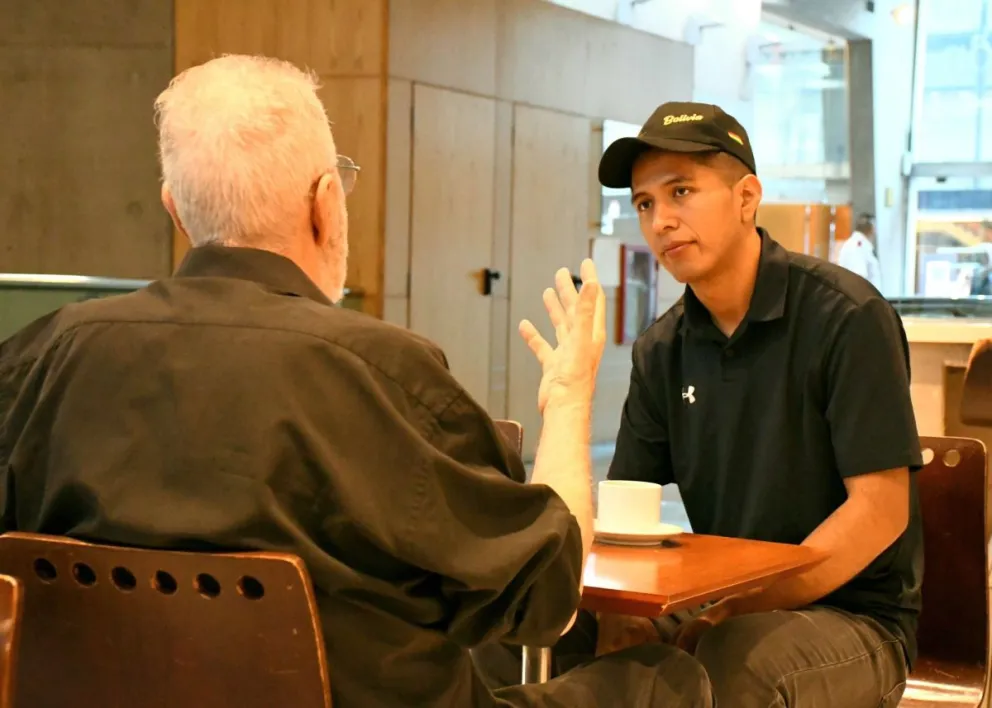 Rodríguez durante uno de sus encuentros en Argentina. Foto: @AndronicoRod