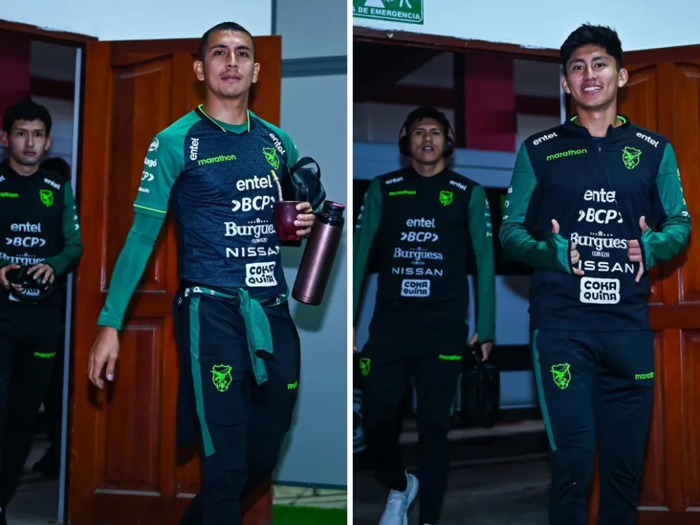 Los jugadores de la Selección nacional a su llegada a los vestuarios del estadio Municipal de El Alto. Fotos: FBF