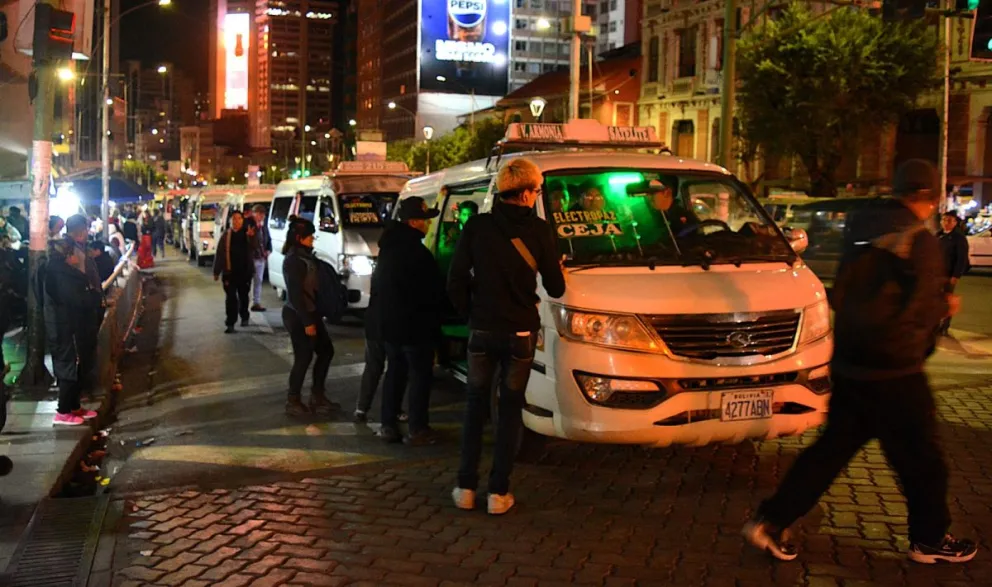Un punto de trameaje en el centro de la ciudad, frente a San Francisco.    Foto: Leny Chuquimia  / Visión 360