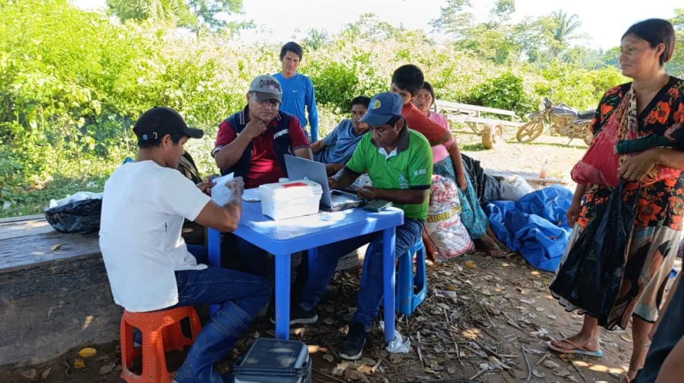 Equipos de salud atienden a los afectados por lluvias. Foto: Ministerio de Salud