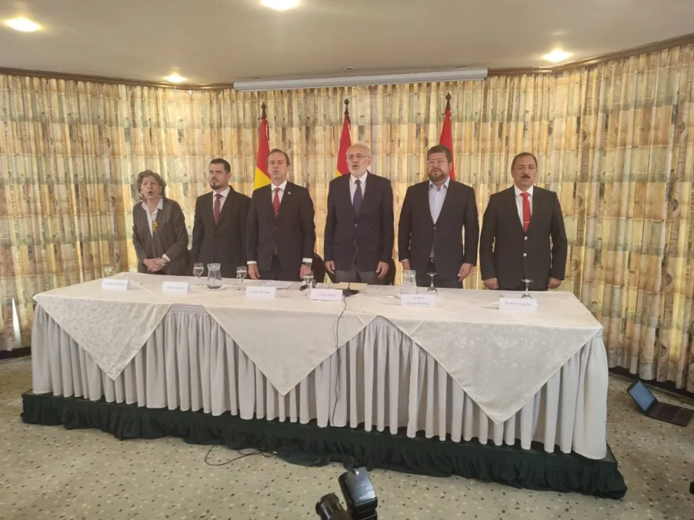 La candidatura de oposición saldrá de Tuto Quiroga, Samuel Doria Medina y Amparo Ballivián. Foto: Paulo Lizárraga A.