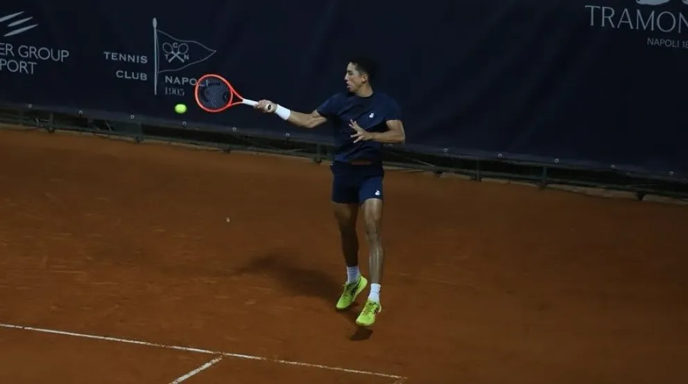 Murkel Dellien durante su partido en Italia. Foto: Napoli Tennis Cup.