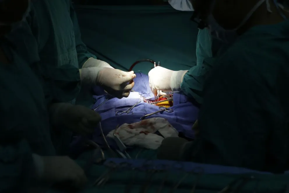 Imagen de archivo de una operación. Foto: EFE