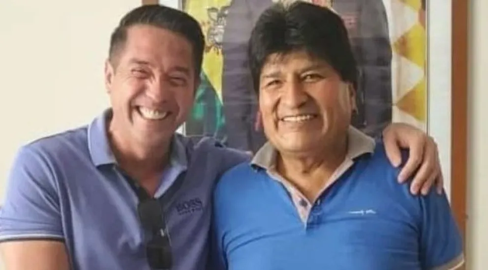 Mario Cronenbold, exalcalde de Warnes, y Evo Morales, expresidente de Bolivia. Foto: Red Uno