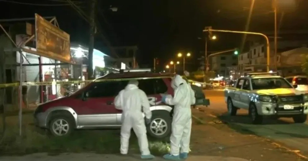 El lugar donde un hombre fue acribillado la madrugada de este miércoles en Ivirgarzama. Foto: Red Uno