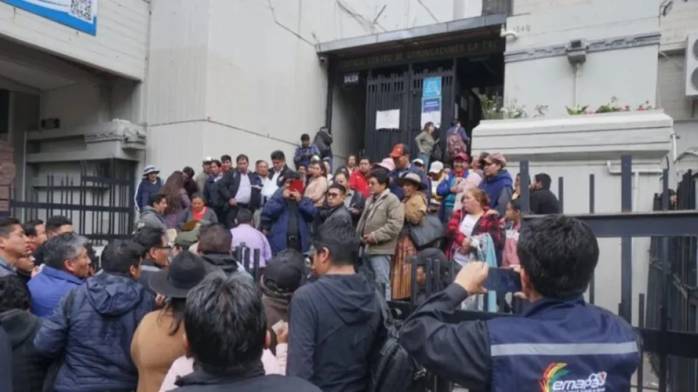 Los panificadores, antes de la reunión. FOTO: APG