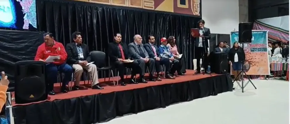 Barrientos durante el acto de inauguración. FOTO: CDLLP