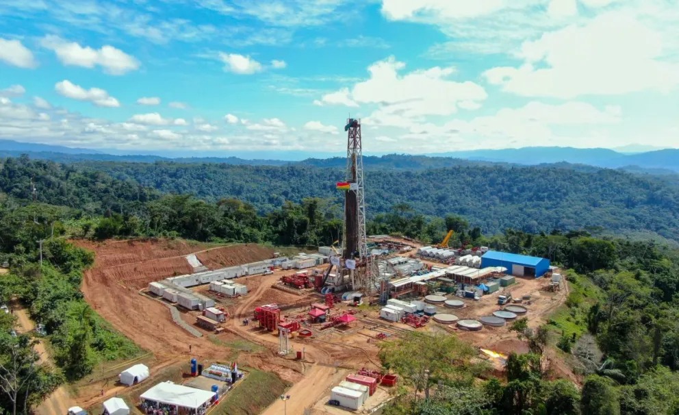 La perforación del pozo MYC-X1 IE h, en el Subandino Norte de Bolivia. Foto: YPFB