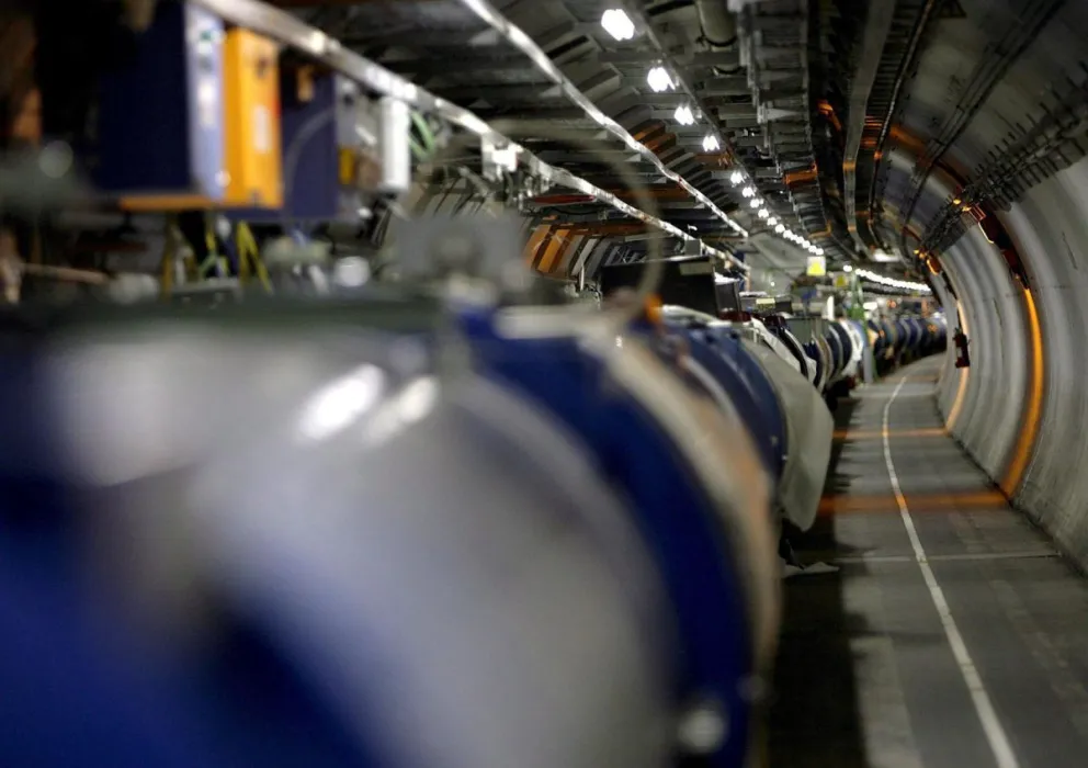 EL Gran Colisionador de Hadrones-LHC en su tunel del Centro Europeo de Investigaciones Nucleares (CERN). Foto: EFE