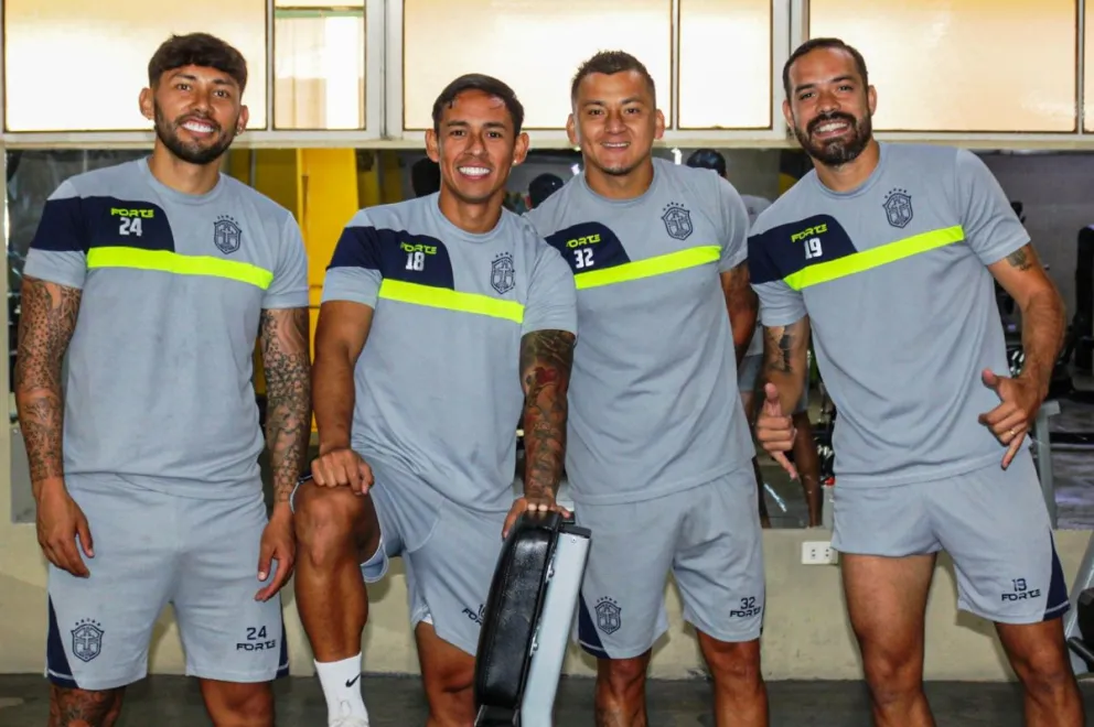 Rodríguez, Mendoza, Flores y Sánchez del conjunto del trópico. Foto. S.A.