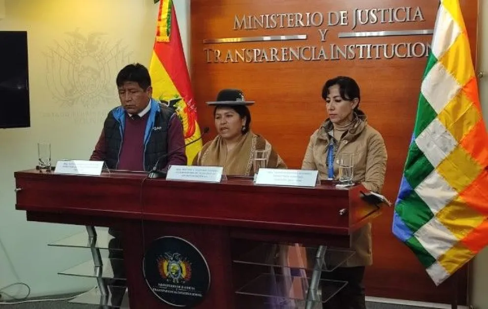 Autoridades del Ministerio de Justicia brindan conferencia de prensa. Foto: Paulo Lizárraga / Visión 360
