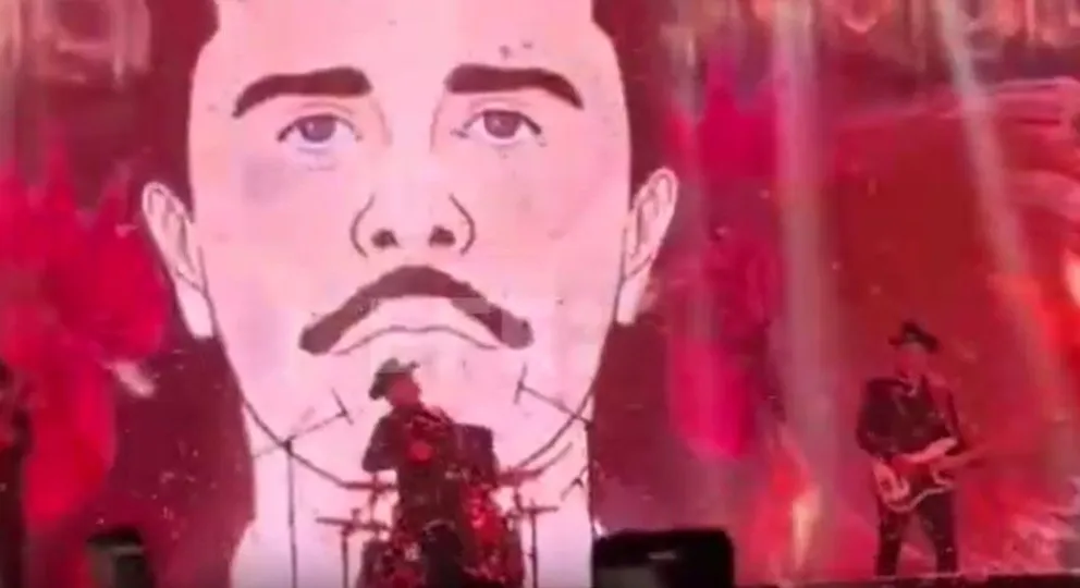 El grupo Los Alegres del Barranco interpretó una melodía llamada El 701 dedicada al Joaquín "El Chapo" Guzmán Loera. Foto: EFE