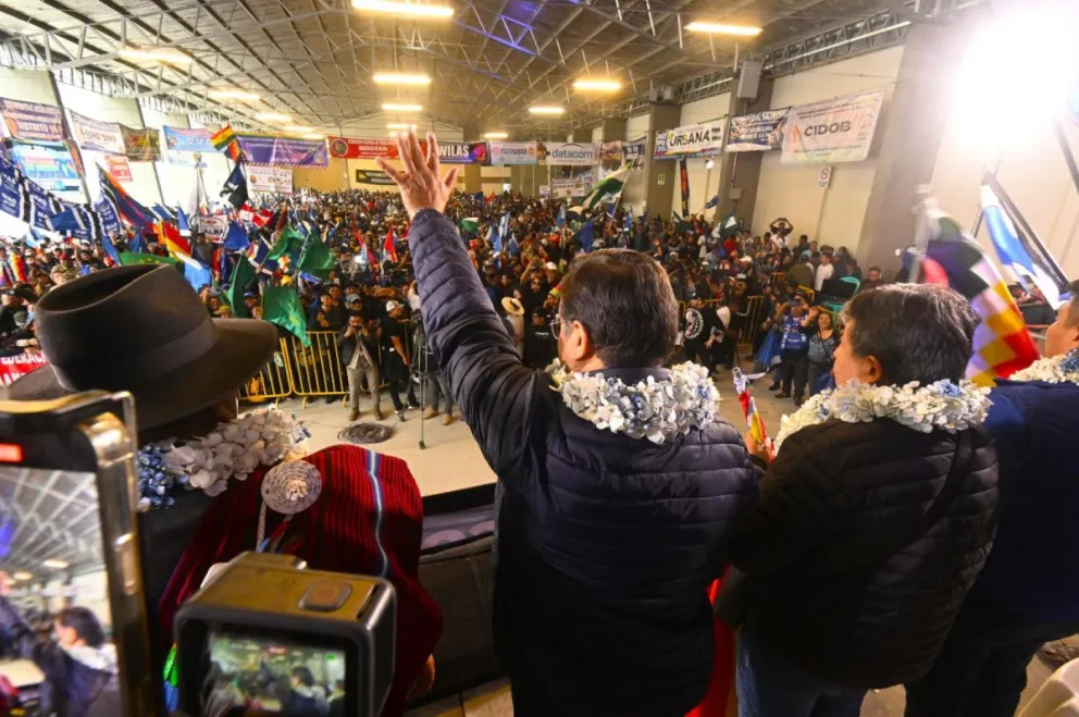 Arce y Choquehuanca en el IV Congreso Orgánico del MAS-IPSP, el 29 de marzo. Foto: RRSS del mandatario