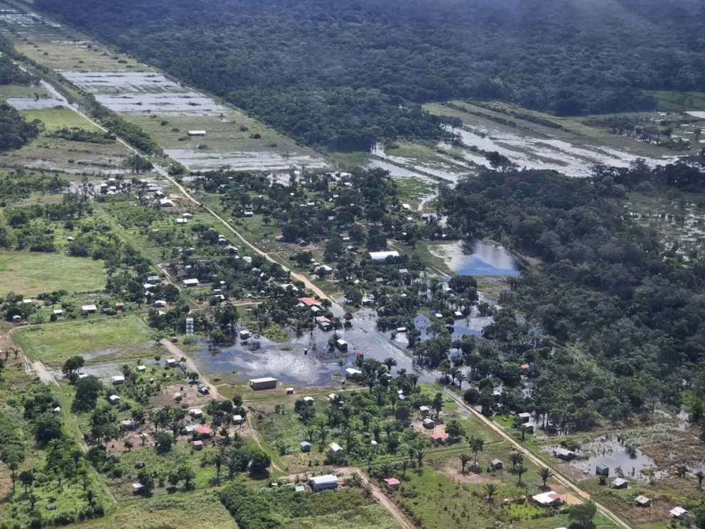 Comunidades inundadas por las lluvias en Santa Cruz. Voto: Viceministerio de Defensa Civil