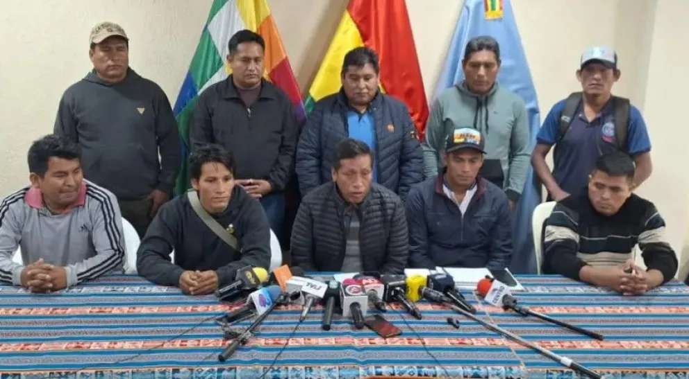 Dirigentes del trópico de Cochabamba. Foto: Unitel